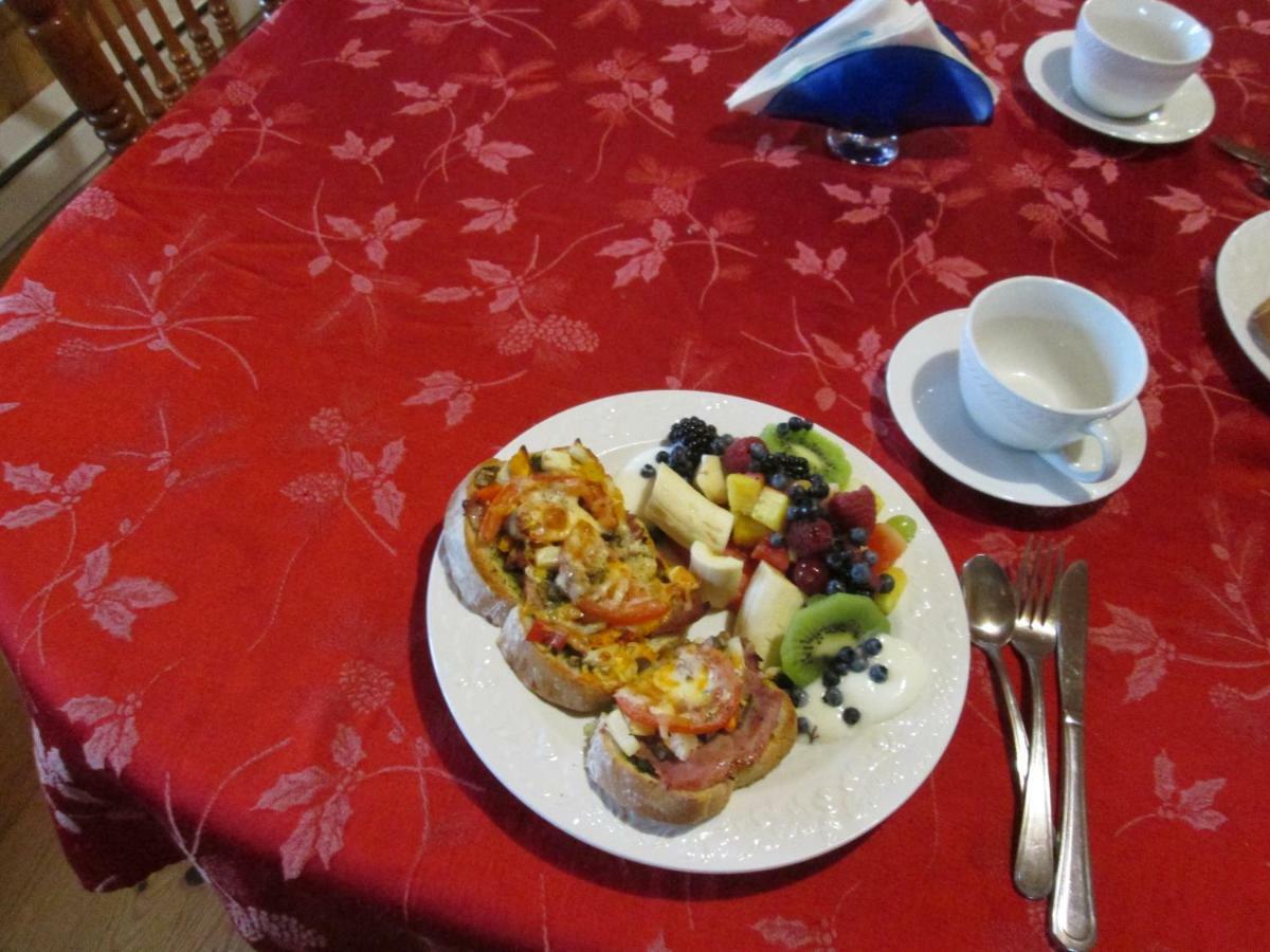 Gite La Maison Chez J.P. Bed And Breakfast Havre Aux Maisons Buitenkant foto